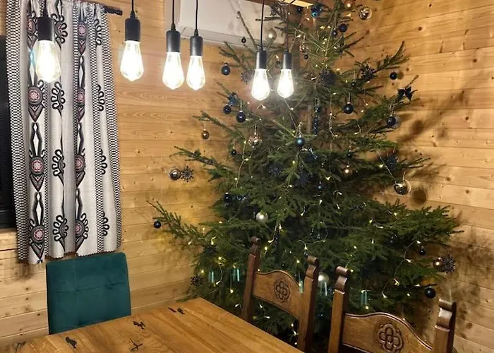 Holiday home Dom Drewniany Z Sauna I Jacuzzi W Szklarskiej Porebie