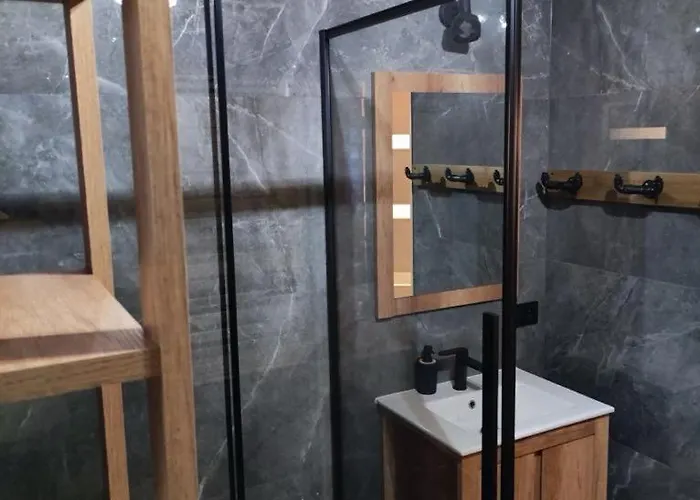 Holiday home Dom Drewniany Z Sauna I Jacuzzi W Szklarskiej Porebie