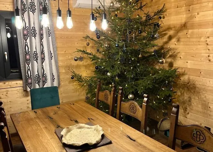 Holiday home Dom Drewniany Z Sauna I Jacuzzi W Szklarskiej Porebie