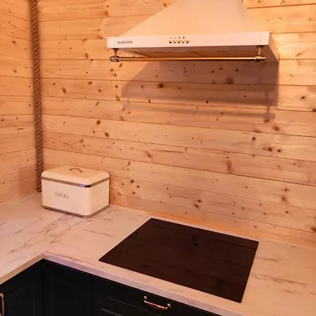 Dom Drewniany Z Sauna I Jacuzzi W Szklarskiej Porebie Hébergement de vacances Szklarska Poreba