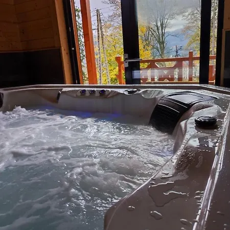 Hébergement de vacances Dom Drewniany Z Sauna I Jacuzzi W Szklarskiej Porebie *