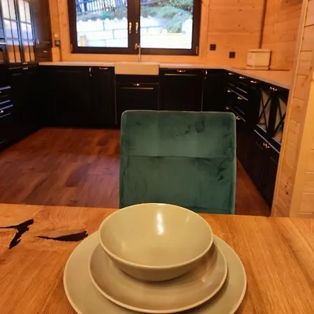 Dom Drewniany Z Sauna I Jacuzzi W Szklarskiej Porebie Hébergement de vacances Szklarska Poreba