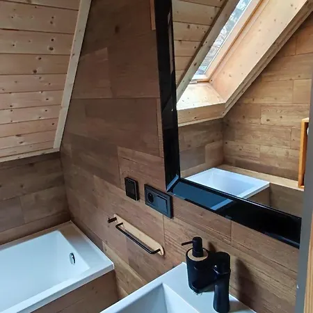 Holiday home Dom Drewniany Z Sauna I Jacuzzi W Szklarskiej Porebie *