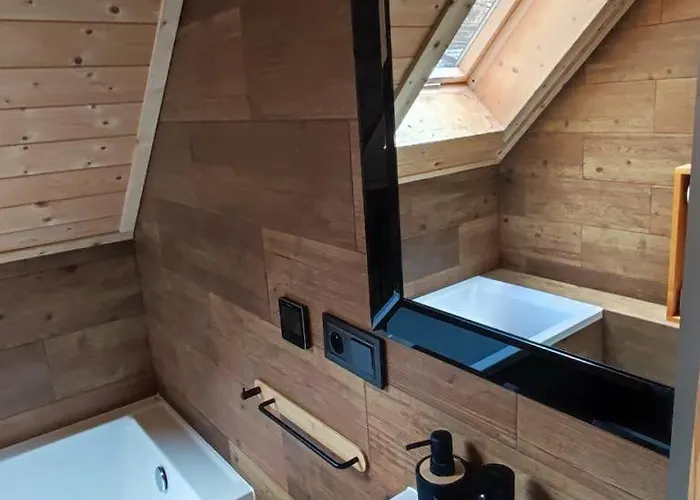 Дом отдыха Dom Drewniany Z Sauna I Jacuzzi W Szklarskiej Porebie *